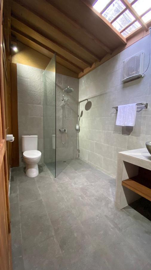 Villa Lova Sambirenteng Gretek Dış mekan fotoğraf