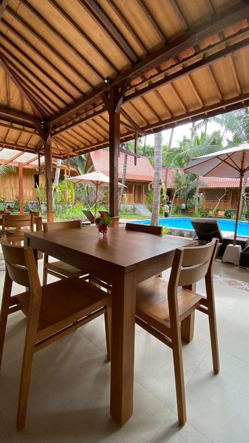 Villa Lova Sambirenteng Gretek Dış mekan fotoğraf