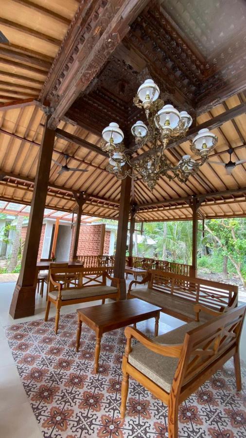 Villa Lova Sambirenteng Gretek Dış mekan fotoğraf